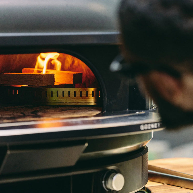 Gozney Dome Gen 2 Off-Black Dual Fuel Freestanding Outdoor Pizza Oven | GW STORE